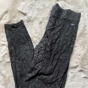 PINK BY Victoria’s Secret leggings